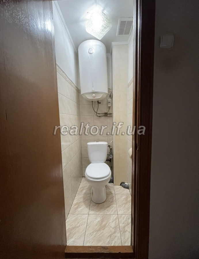 Prodazh_trykimnatnoyi_kvartyry_po_vulytsi_Tselevycha_23927_2_1751883442.jpeg