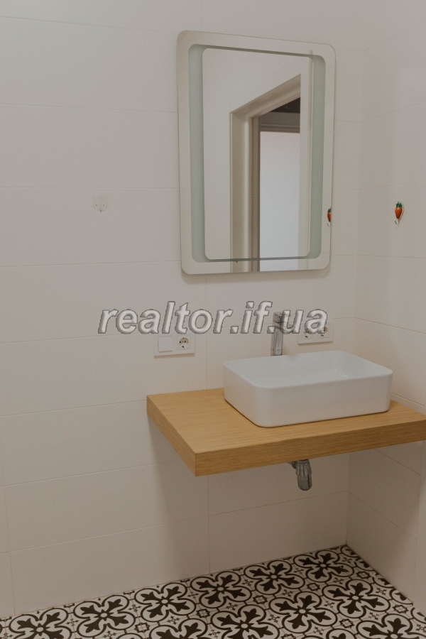 Zatyshna_kvartyra_na_vulytsi_Mariiky_Pidhiryanky_z_indyvidualnym_opalennyam_23740_0_1745854222.jpeg