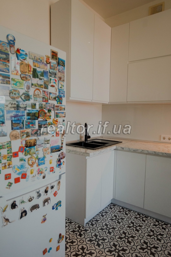 Zatyshna_kvartyra_na_vulytsi_Mariiky_Pidhiryanky_z_indyvidualnym_opalennyam_23740_10_1745854201.jpeg