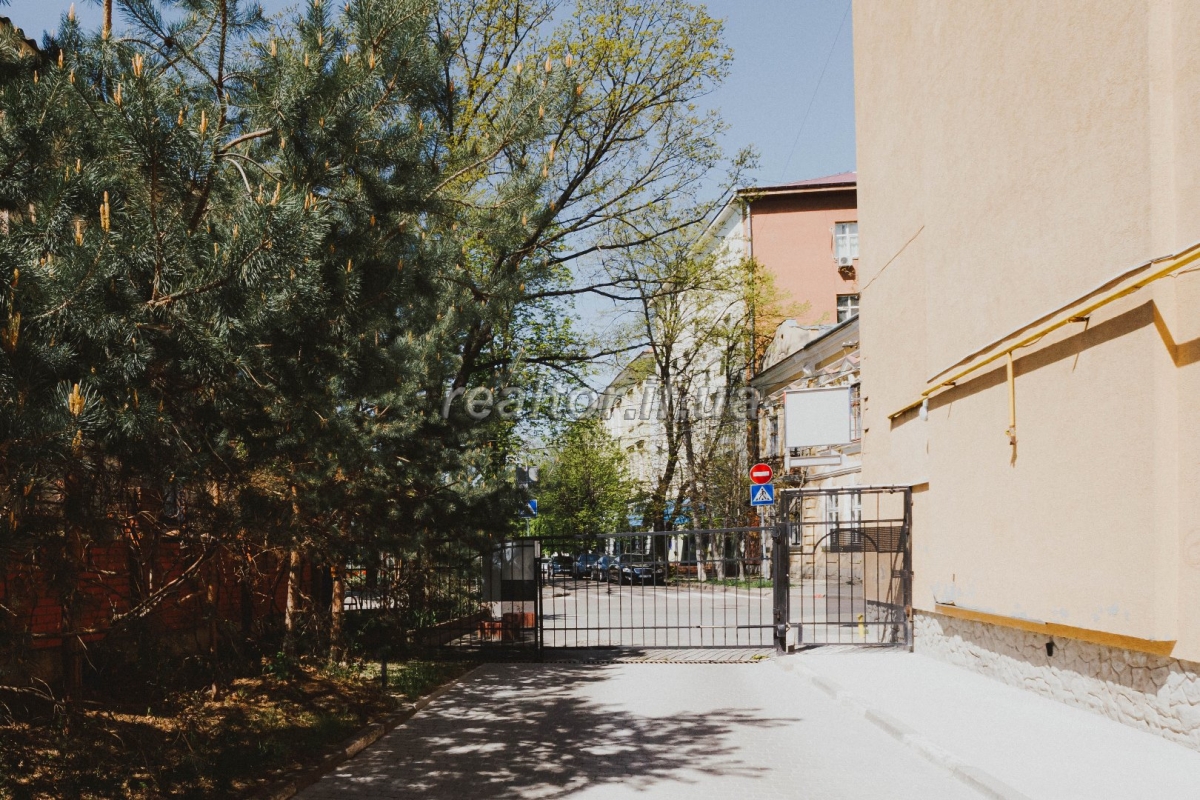 Zatyshna_kvartyra_na_vulytsi_Mariiky_Pidhiryanky_z_indyvidualnym_opalennyam_23740_12_1745854277.jpeg