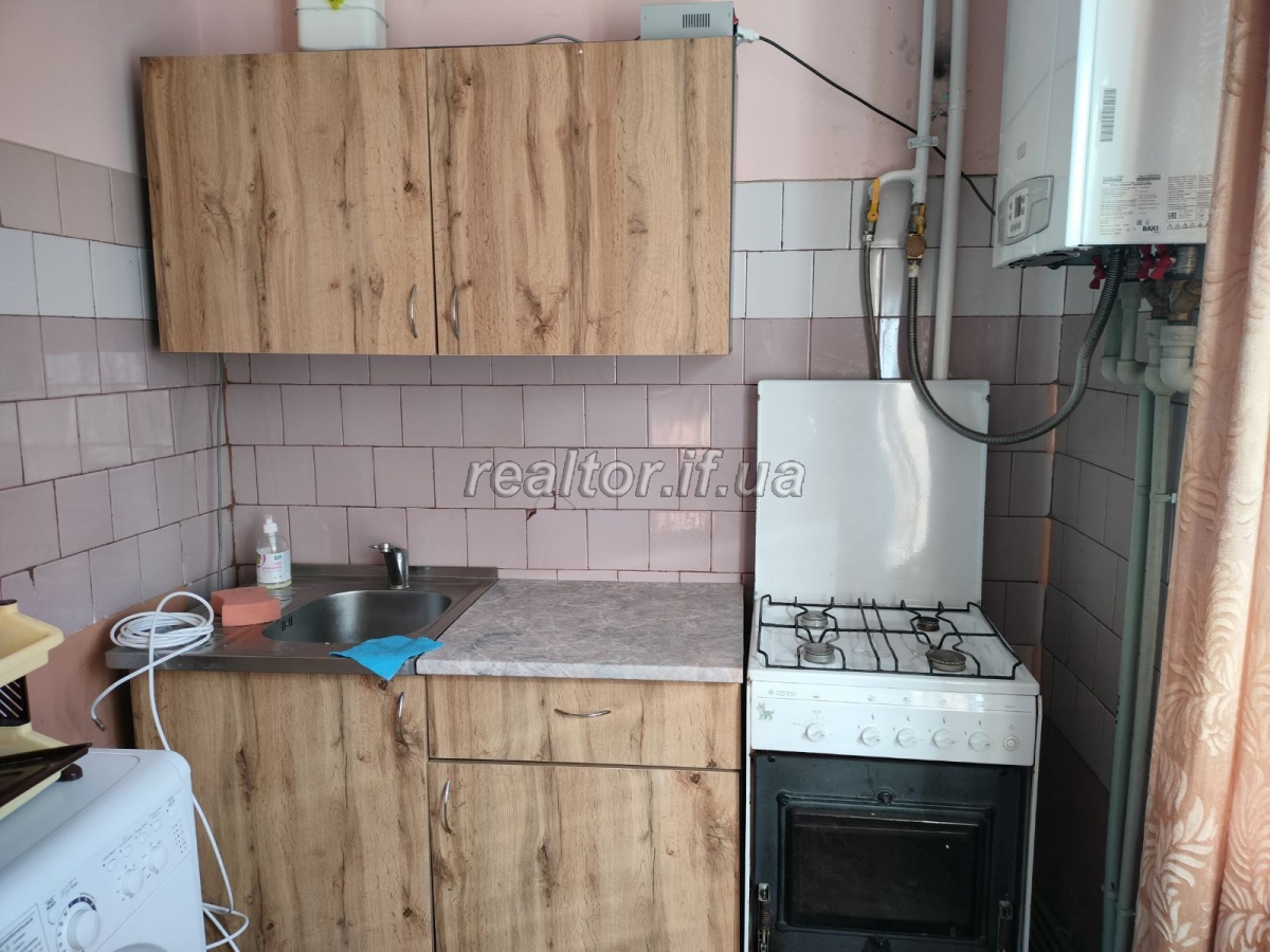 Zdam_harnu_odnokimnatnu_kvartyru_na_vulytsi_Symonenka_21996_0_1666793864.jpeg