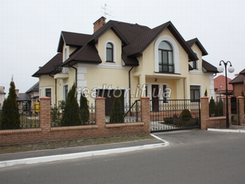 Продается особняк в Борисполе