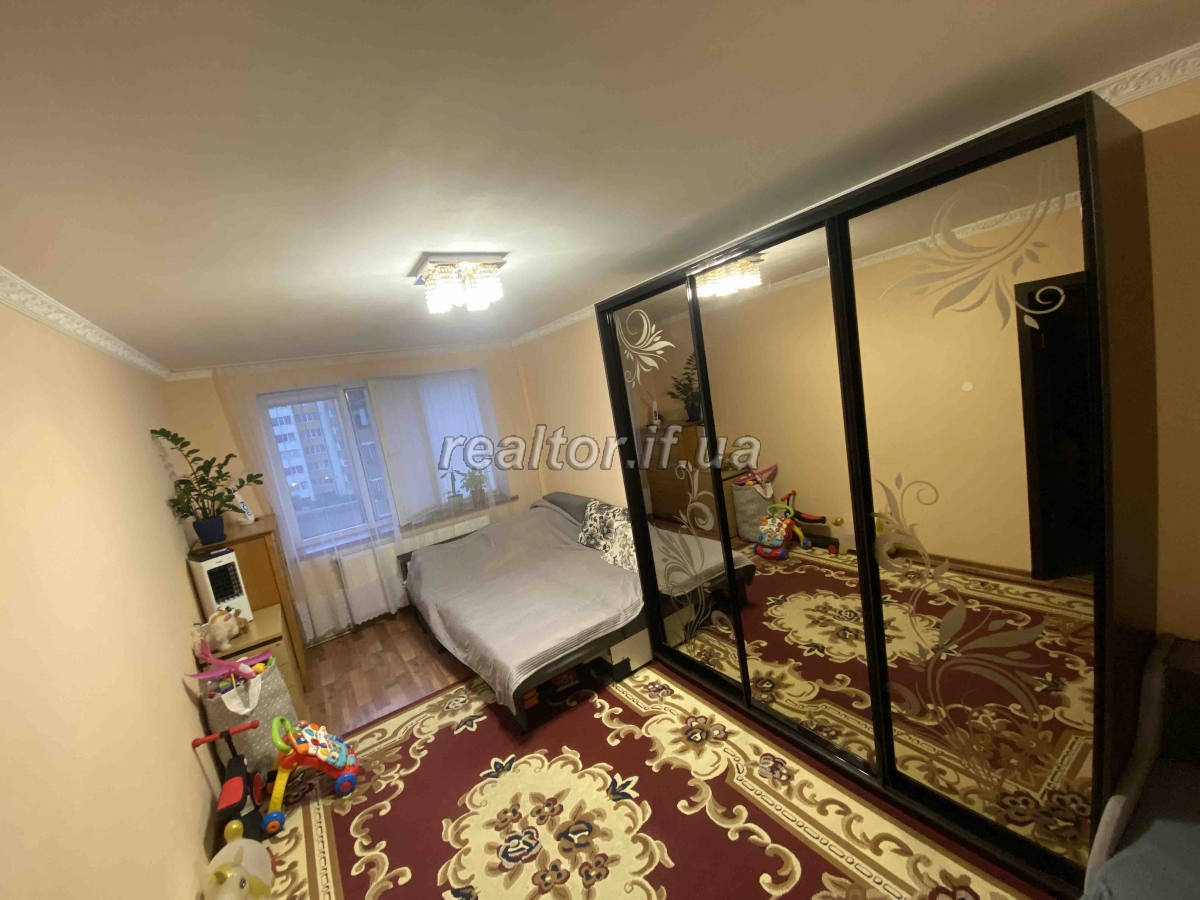 _Prodazh_1_kimnatnoyi__kvartyry_z_meblyamy_ta_tekhnikoyu_po_vulytsi_Mykhaila_Mulyka_v_tsentralnii_chastyni_mista_23899_10_1750935246.jpeg