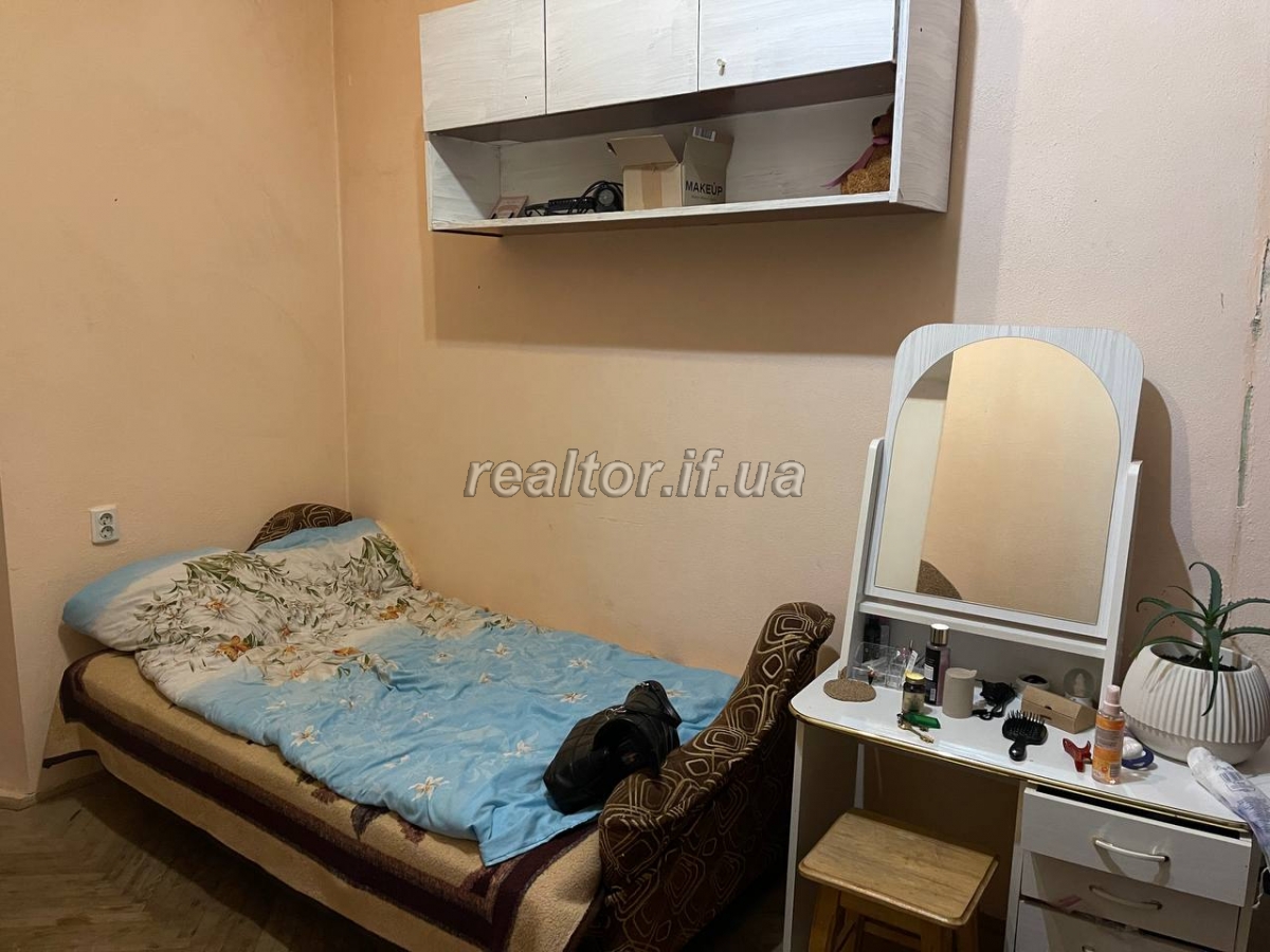 prodayetsya_2_kimnatna_kvartyra_v_tsentri_mista_v_avstriiskomu_budynku_po_vulytsi_Shevchenka_22653_0_1696927985.jpeg