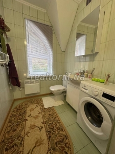Budynok-dacha_v_Yaremchi_z_remontom_ta_meblyamy_v_samomu_lisi_23668_5_1742402518.jpeg