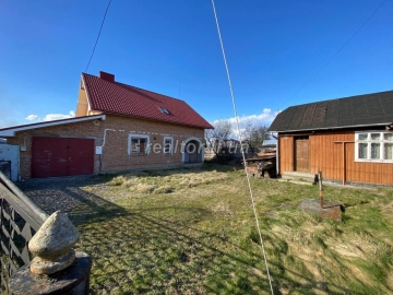 House with a large plot of land in Krykhivtsi
