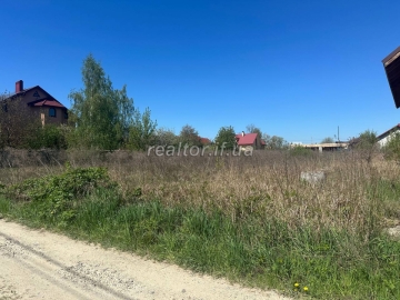 Plot for housing construction in the Bereznyaki tract in the village of Dragomyrchani