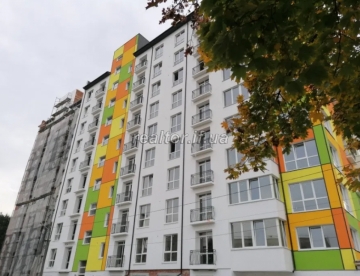 Двокімнатна квартира в зданому будинку в Пасічній