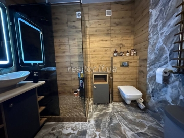 Dvorivneva_kvartyra_z_remontom_v_tsentri_mista_navproty_hotelyu_Nadiya_23570_19_1739370889.jpeg
