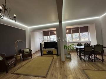 Dvorivneva_kvartyra_z_remontom_v_tsentri_mista_navproty_hotelyu_Nadiya_23570_28_1739370891.jpeg