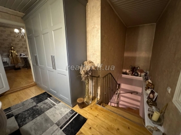 Dvorivneva_kvartyra_z_remontom_v_tsentri_mista_navproty_hotelyu_Nadiya_23570_6_1739370886.jpeg