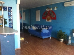 Duplex apartment renovated and furnished