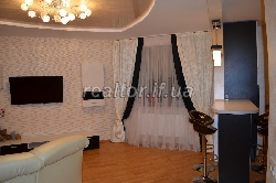 Luxurious apartment in new building in a residential area with all udobstvamy