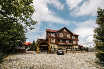 Hotel_Panorama_Karpat_-_komfortne_prozhyvannya_bilya_hirskolyzhnykh_tras_23138_23_1720014890.jpeg