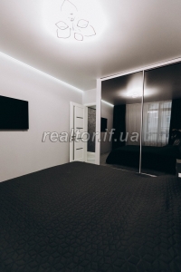Komfortna_ta_rozkishna_2_kimnatna_kvartyra_premium_klasu_na_berezi_miskoho_ozera_22952_22_1734086711.jpeg