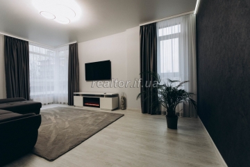 Komfortna_ta_rozkishna_2_kimnatna_kvartyra_premium_klasu_na_berezi_miskoho_ozera_22952_7_1734086708.jpeg