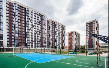 Kvartyra_v_novomu_zhytlovomu_kompleksi_poruch_z_miskym_ozerom_23501_8_1734099099.jpeg