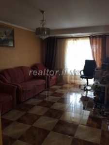 An apartment in the central part of the city with euro renovation and furniture at the beginning of the Mazepa street