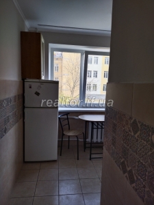 Kvartyra_v_tsentri_mista_poruch_miskoho_ozera_vulytsya_Mazepy_22022_10_1666799754.jpeg