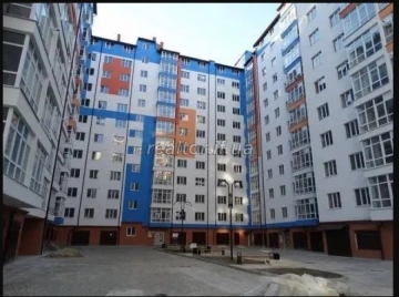Квартира в центрі міста поруч з парком