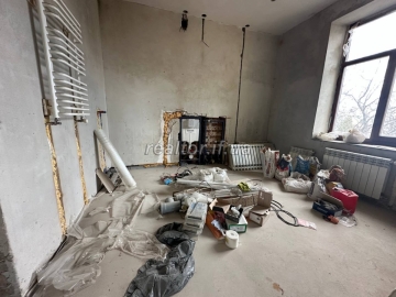 Kvartyra_v_tsentri_mista_v_obzhytii_novobudovi_po_vulytsi_Vasyliyanok_23694_7_1744214023.jpeg