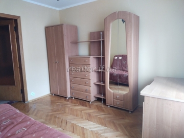 Kvartyra_v_tsentri_mista_vulytsya_Huzara_(Novhorodska)_22479_2_1687355500.jpeg