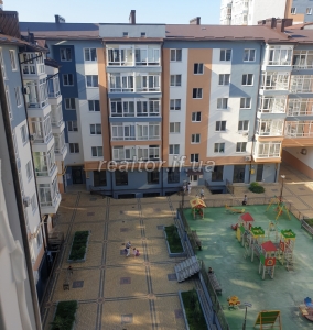 Квартира с частичным ремонтом по улице Мельника