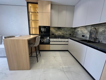 Renovierte Wohnung im Wohnkomplex Millennium in der Priozerna-Straße