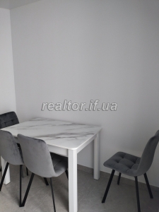 Nova_dvokimnatna_kvartyra_z_remontom_ZhK_Lypky_22253_8_1677856839.jpeg