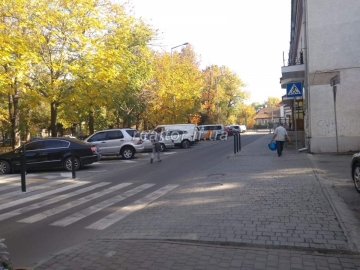 Офісне приміщення в центральній частині міста по вулиці Військових ветеранів.