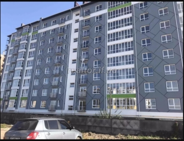 One-bedroom apartment in a new building