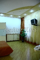 Rent two-room apartment in the center