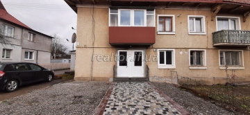Orenda_prymishchennya_v_tsentri_Bohorodchan_21035_12_1638265998.jpeg