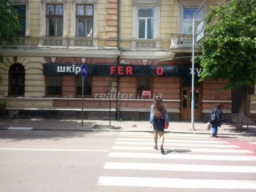 Mieten Sie ein Zimmer auf der Straße. Grushevsky gegenüber der Nationalbank