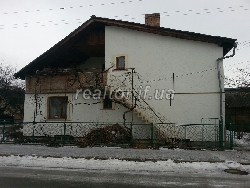 3 Familienvilla in den Straßen des Friedens