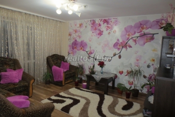 Продам 4 кімнатну квартиру в районі Пасічна
