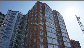 I will sell the one-room apartment in ZhK Mistechko Tsentralne with good planning