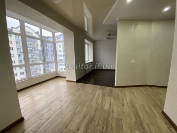 1-Zimmer-Wohnung zum Verkauf in einem neuen Gebäude in der Vysochana-Straße