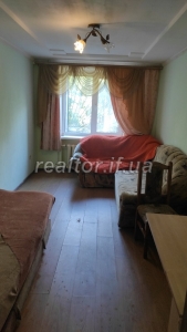 Eine 1-Zimmer-Kleinfamilienwohnung steht in der Sorohteya-Straße zum Verkauf