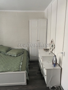 Prodayetsya_1_kimnatna_kvartyra_po_vulytsi_Konovaltsya_z_remontom_i_meblyamy_22449_10_1686734702.jpeg
