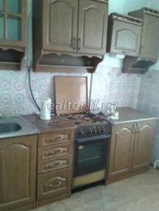 Продається 1 кімнатна квартира покращеного планування по вулиці Петлюри