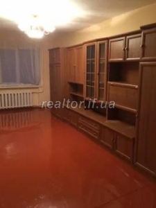 Продається 1 кімнатна квартира покращеного планування в районі Бам по вулиці Довженка