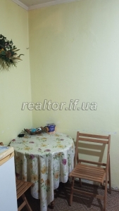 For sale 1 bedroom apartment in a large yard on Vovchynets«ka street