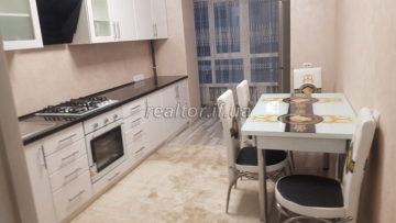 For sale 1 bedroom apartment in the central part of the city on the street Vysocana