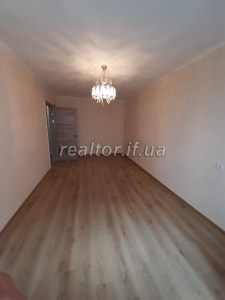 1 bedroom apartment for sale in the city center on Karpatskaya Street