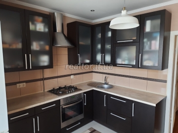 Продается 1 комнатная квартира с ремонтом по улице Хмельницкого