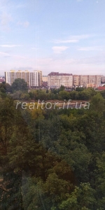 Продається 1 кімнатна квартира з свіжим євроремонтом по вулиці Тисменицька