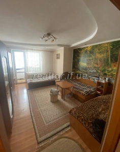 Продается 1 комнатная квартира с евроремонтом по улице Надречная