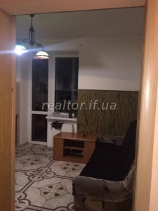 Продається 1кімнатна квартира по вулиці Набережна