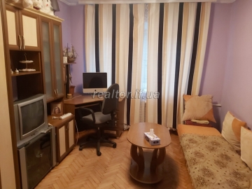 2-Zimmer-Wohnung zum Verkauf in der Dragomanova-Straße